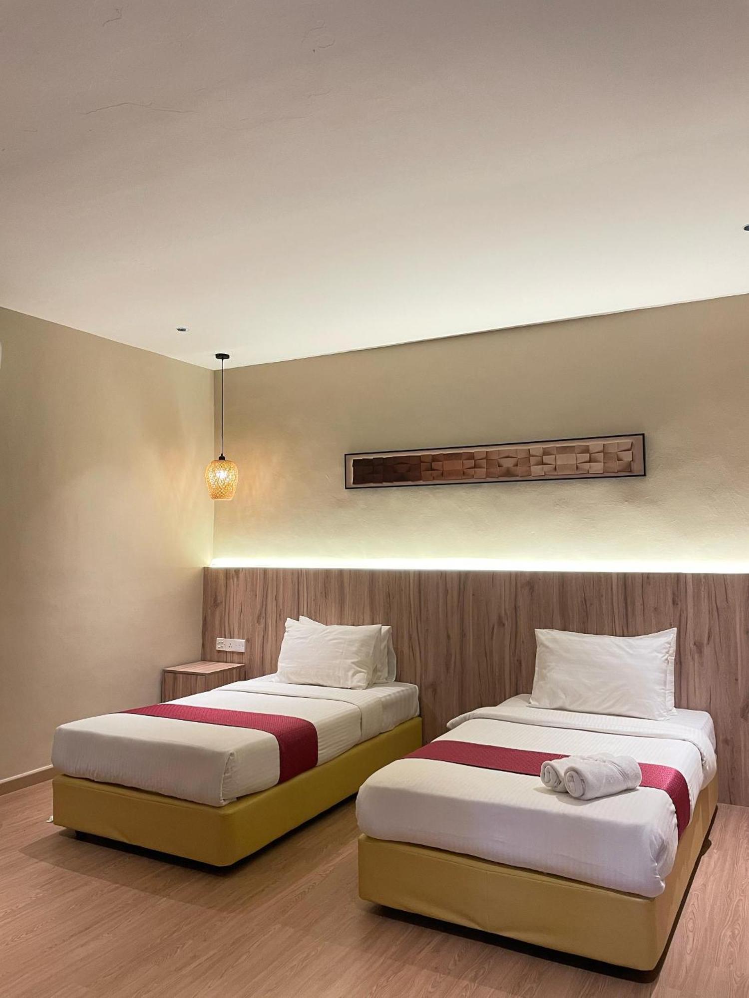 Rompin Beach Resorts Kuala Rompin Exterior photo