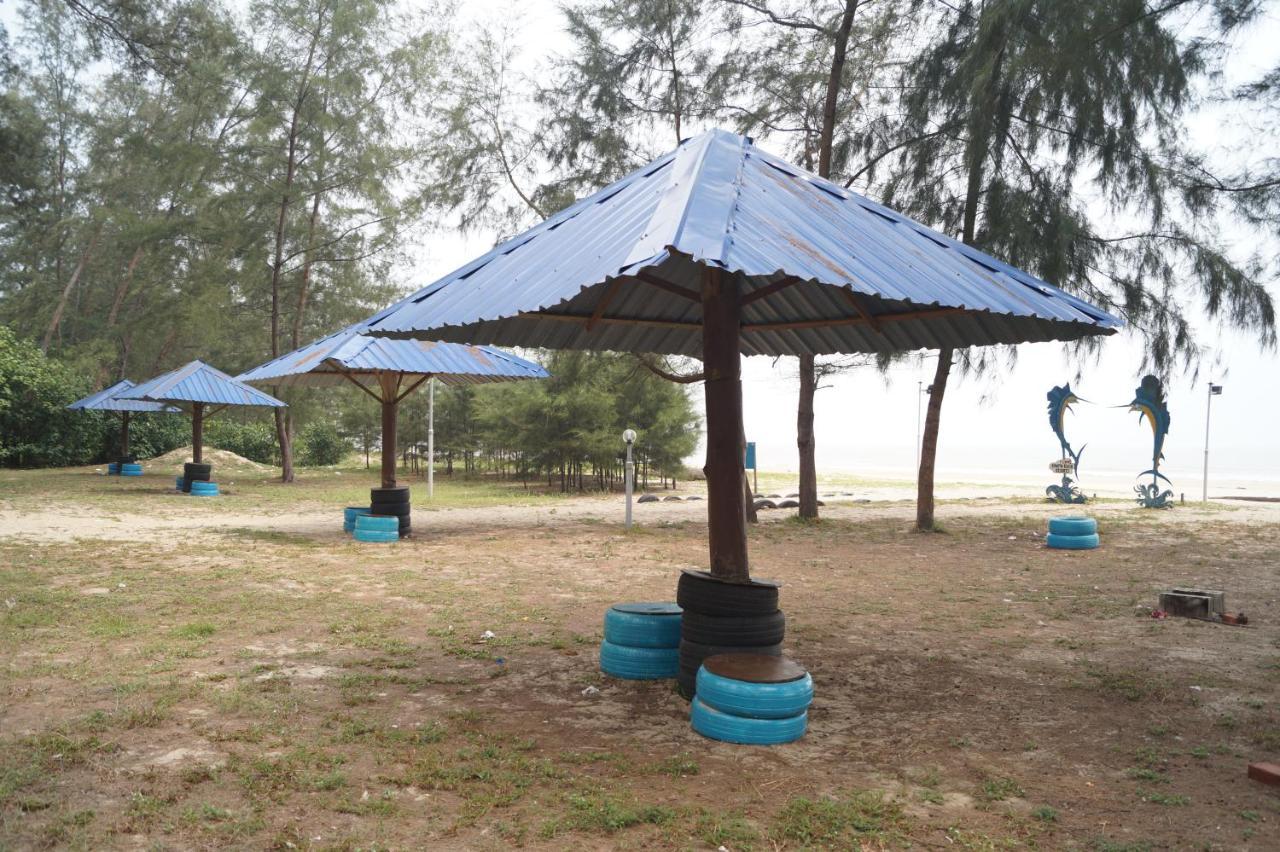 Rompin Beach Resorts Kuala Rompin Exterior photo